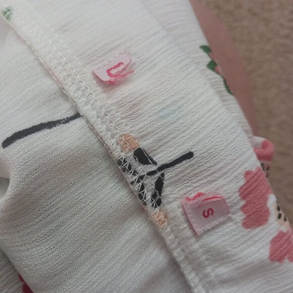 Trollied Dolly Floral Tea Dress Size Small - Picture 9 of 9